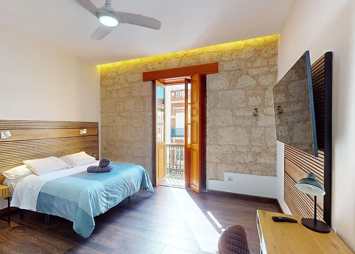 Pensjonat Triana Eh 4*