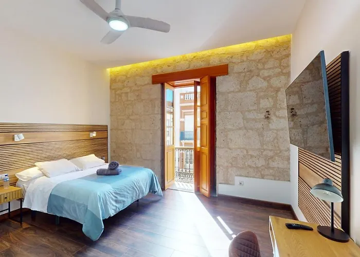 Triana Eh Гостьовий будинок 4*