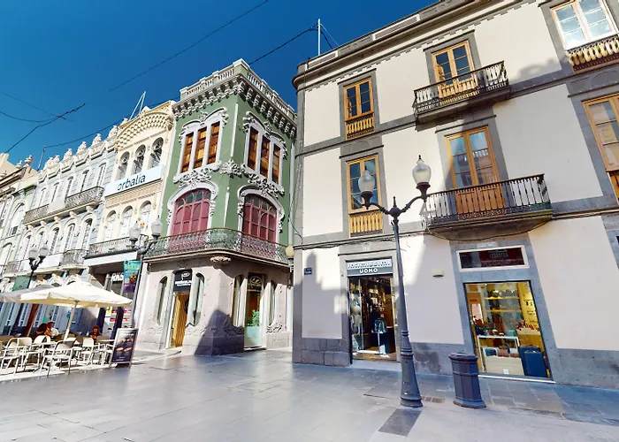 Гостьовий будинок Triana Eh 4*